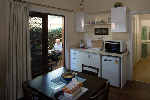 Pale Pacific Holiday Units - Surfers Paradise Gold Coast 26