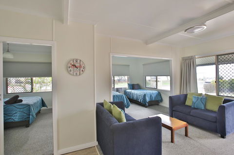 Pale Pacific Holiday Units - Surfers Paradise Gold Coast 12
