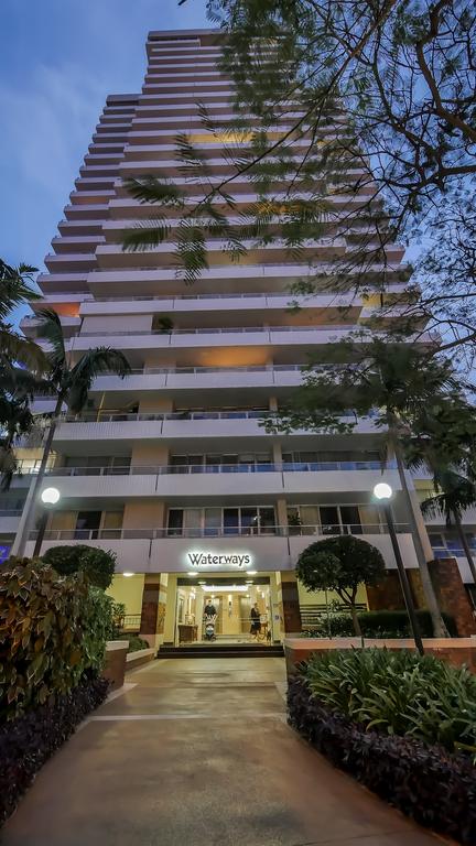 Waterways Apartments - Surfers Paradise Gold Coast 3
