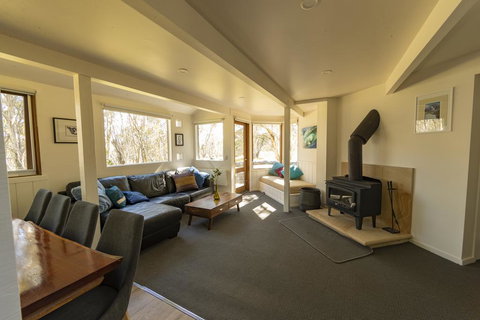 Wedgetail - Surfers Paradise Gold Coast 1