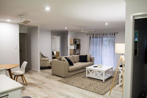Wellington Parade 1/15a, Shelly Beach, Caloundra - Surfers Paradise Gold Coast 3