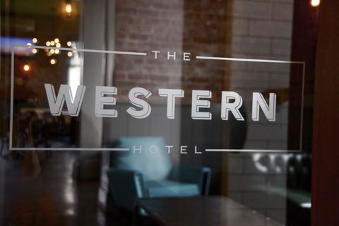 Western Hotel Ballarat - Surfers Paradise Gold Coast 0