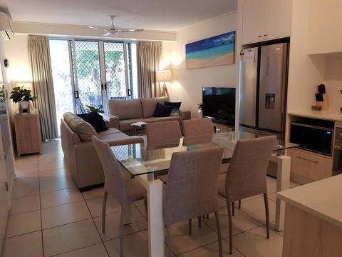 Whalecove Apartments - Surfers Paradise Gold Coast 1