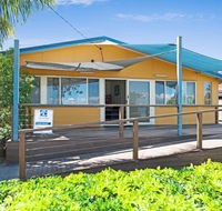 Wheelchair Friendly with water views - Welsby Pde Bongaree - Surfers Paradise Gold Coast
