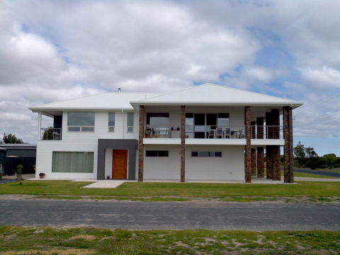 White Caps B&B Apartment - Surfers Paradise Gold Coast 1