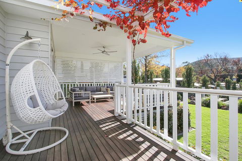 Winter Home - Our Place At Bright - Surfers Paradise Gold Coast 1