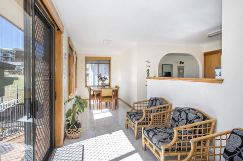 Wooroonga Crescent 9 Kioloa NSW 2539 - Surfers Paradise Gold Coast 2
