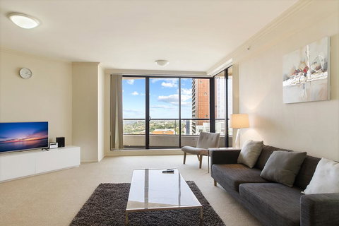 Wyndel Apartments St Leonards - Sergeants - Surfers Paradise Gold Coast 1