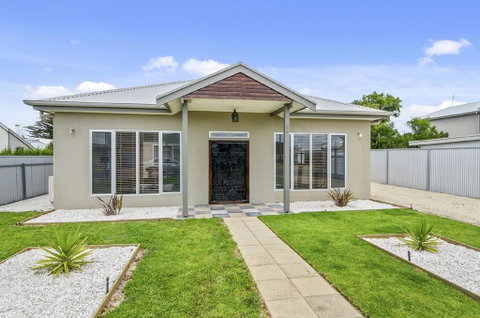 Zaahira House - Surfers Paradise Gold Coast 0