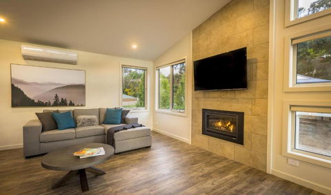 A Pear Tree Loft - Surfers Paradise Gold Coast 2