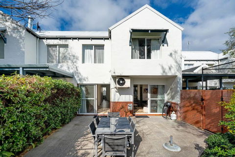 Abbys Beach Villa - Surfers Paradise Gold Coast 0
