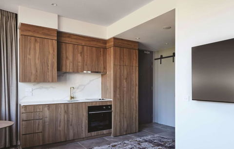 Adina Apartment Hotel Melbourne, Pentridge - Surfers Paradise Gold Coast 2