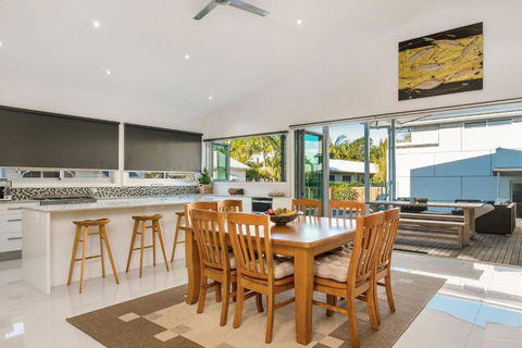 A Perfect Stay - Aditi - Surfers Paradise Gold Coast 2