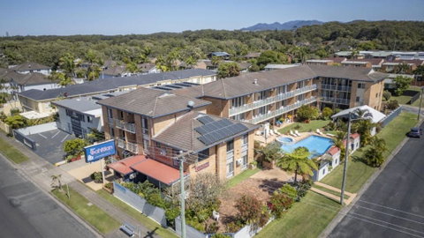 Affordable, Pool, Spa, Steps To Beach And Cafes - Surfers Paradise Gold Coast 2
