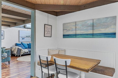 A Sand And Sea Retreat - 150m From Beach, Pet Friendly - Surfers Paradise Gold Coast 4