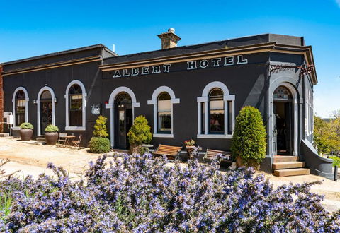 Albert Hotel Daylesford - Surfers Paradise Gold Coast 0