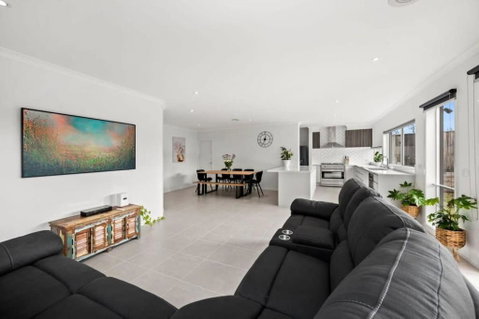 All Day Sunshine And Relaxation -Pet Friendly - Surfers Paradise Gold Coast 1