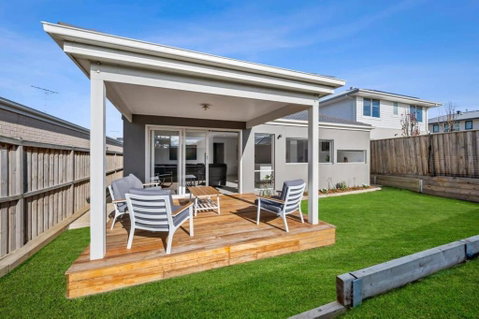All Day Sunshine And Relaxation -Pet Friendly - Surfers Paradise Gold Coast 3