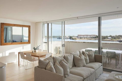 Amaya - 2 Bed Option - Surfers Paradise Gold Coast 0