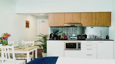 Apartment 215 Sebel Kiama - Surfers Paradise Gold Coast 1