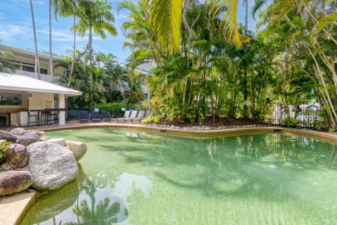Apartment 4 At Palm Villas - Surfers Paradise Gold Coast 3