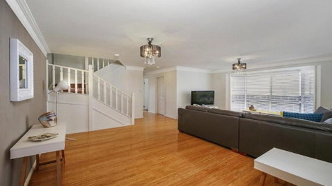 Araluen On Henley Accom Property - Surfers Paradise Gold Coast 3