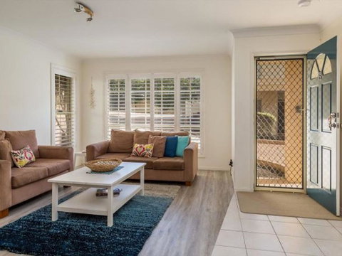 Aqua Shores By Experience Jervis Bay - Surfers Paradise Gold Coast 4
