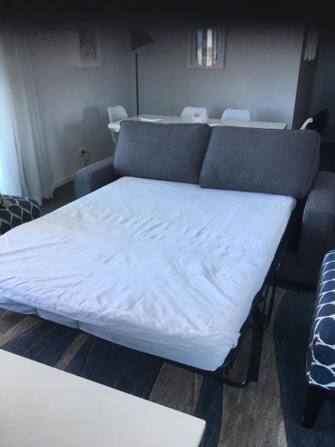 Apartment With Ocean Views - Surfers Paradise Gold Coast 2