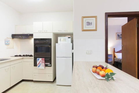 B3 Crawley Apartment 1 BRM & Sleepout Near UWA - Surfers Paradise Gold Coast 4