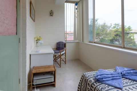 B6 Crawley Apartment 1 BRM & Sleepout Near UWA - Surfers Paradise Gold Coast 4