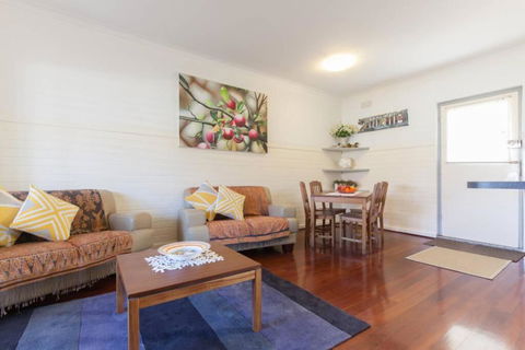 B7 Crawley Apartment 1 BRM & Sleepout Near UWA - Surfers Paradise Gold Coast 4