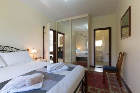 B9 Crawley Apartment 1 BRM & Sleepout Near UWA - Surfers Paradise Gold Coast 0