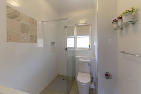 B9 Crawley Apartment 1 BRM & Sleepout Near UWA - Surfers Paradise Gold Coast 3