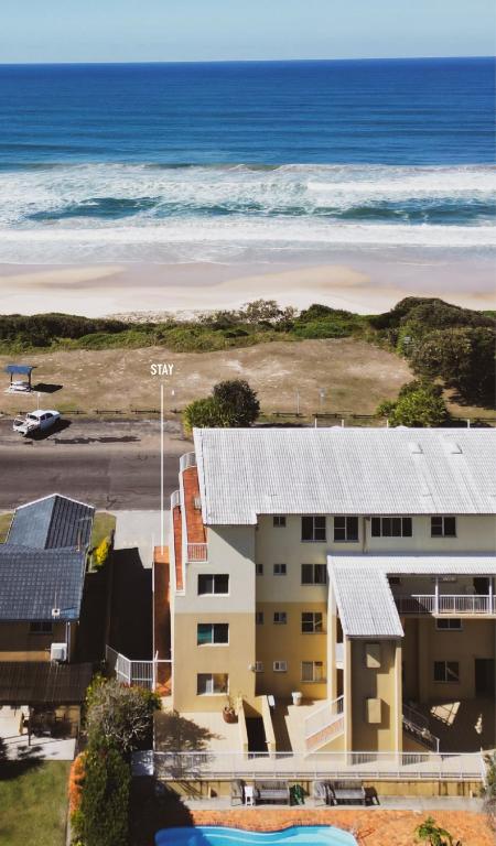 BAY PROPERTIES . Ocean Sounds - Surfers Paradise Gold Coast 3