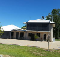Emerald Park Motel - Surfers Paradise Gold Coast