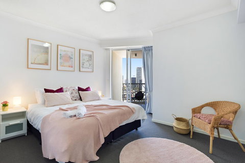 Chevron Renaissance Ocean View - Surfers Paradise Gold Coast 4