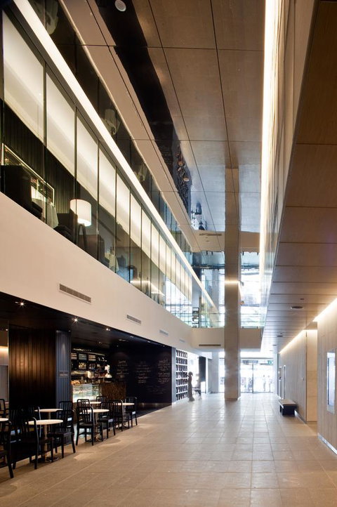 Hilton Surfers Paradise Hotel & Residences - Surfers Paradise Gold Coast 24