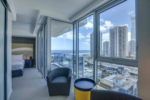 Hilton Surfers Paradise Hotel & Residences - Surfers Paradise Gold Coast 1