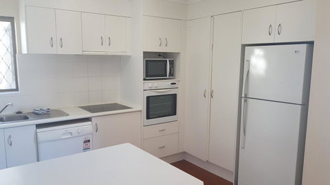 Mykonos Apartments - Surfers Paradise Gold Coast 5