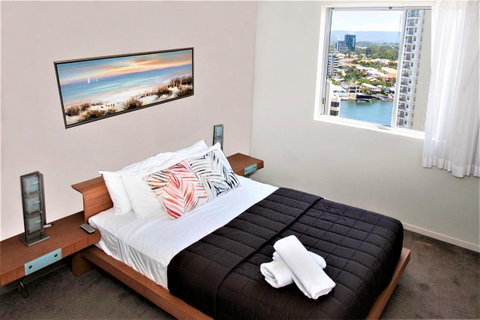 Trilogy Surfers Paradise - Surfers Paradise Gold Coast 1