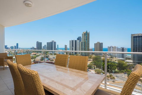 Trilogy Surfers Paradise - Surfers Paradise Gold Coast 18