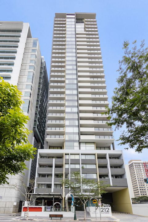 Apartments @ 212 Margaret - Surfers Paradise Gold Coast 0