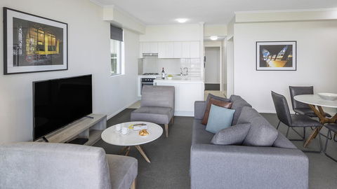 Apartments @ 212 Margaret - Surfers Paradise Gold Coast 2
