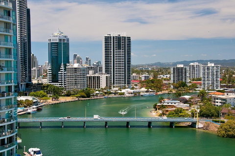 Spectrum Holiday Apartments - Surfers Paradise Gold Coast 25