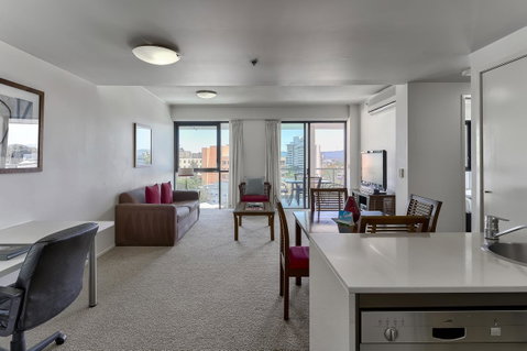 Flynn Brisbane - Surfers Paradise Gold Coast 21