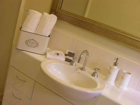 Apple Tree Cottage Montville - Surfers Paradise Gold Coast 19
