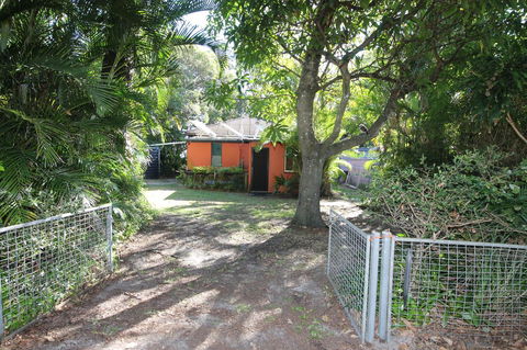 Signal Cottage - Surfers Paradise Gold Coast 1