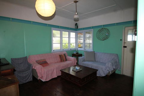 Signal Cottage - Surfers Paradise Gold Coast 4