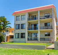 Enjoy the sea breezes from the balcony - Boyd St Woorim - Surfers Paradise Gold Coast