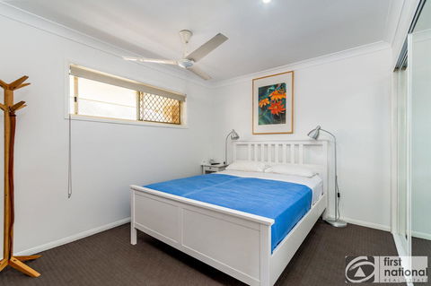 Immaculate Spacious Second Floor Unit Overlooking Pristine Parklands - Surfers Paradise Gold Coast 8
